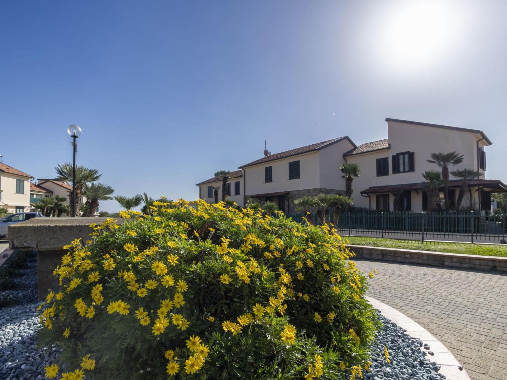Apartment Le Margherite - Slr261 By Interhome Costarainera Exterior photo